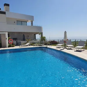 Luxury Beachfront With Pool, Sauna, Fitness And Gym In Province Malaga, Andalusia Appartement